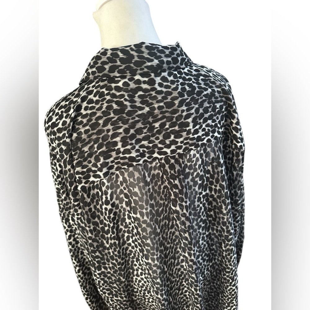 Torrid Animal‎ Print Sheer Oversized Blouse Womens 18/20 - Picture 5 of 7